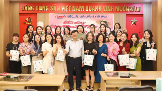 Hiệp hội Ngân hàng Việt Nam tổ chức lễ kỷ niệm ngày Phụ nữ Việt Nam 20/10