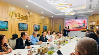 Phó Chủ tịch, Tổng Thư ký Đào Minh Tú thăm, làm việc với một số hội viên tại TP. Hồ Chí Minh