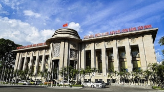 Vietnam banking sector marks 75-year milestone
