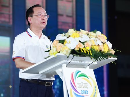 Phát biểu bế mạc đại hội, ông Đào Minh Tú - Phó Thống đốc Thường trực Ngân hàng Nhà nước Việt Nam, Chủ tịch Công đoàn Ngân hàng Việt Nam, Trưởng ban Chỉ đạo đại hội - khẳng định: Kết quả to lớn của đại hội chính là niềm vui, sự phấn khởi, là sự giao lưu, đoàn kết của các vận động viên, cổ động viên tham gia đại hội; chính là niềm tin, niềm tự hào, là ý chí quyết tâm của cán bộ, công chức, viên chức, người lao động toàn ngành Ngân hàng.“Trong đại hội này, chúng ta đều là những người chiến thắng - chiến thắng trong niềm đam mê, sự quyết tâm, tình đoàn kết, tinh thần đồng đội và đặc biệt đã chiến thắng mọi khó khăn để cùng nhau cùng tổ chức thành công đại hội đầu tiên của ngành Ngân hàng” - ông Đào Minh Tú nhận định.