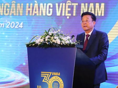 TS. Nguyễn Quốc Hùng - Phó Chủ tịch kiêm Tổng Thư ký Hiệp hội Ngân hàng Việt Nam