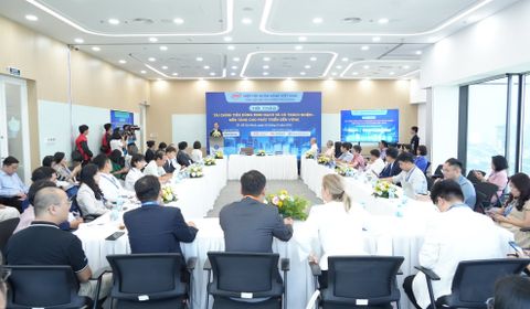 Tài chính tiêu dùng: Cần chuyển từ "mở rộng tiếp cận" sang "mở rộng tiếp cận có trách nhiệm"