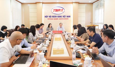 Ủy ban Kinh tế và Tài chính của Quốc hội làm việc với Hiệp hội Ngân hàng Việt Nam về sửa đổi các luật lĩnh vực ngân hàng