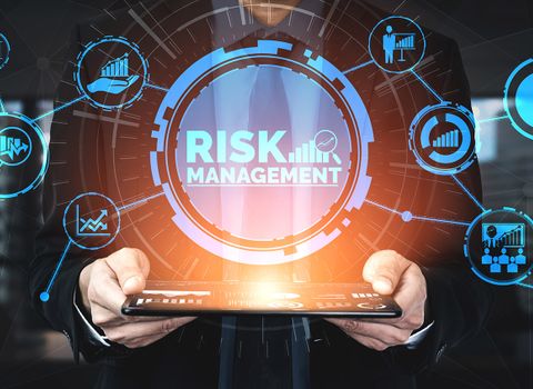Cập nhật kiến thức về Quản lý rủi ro đối với các Ngân hàng thương mại