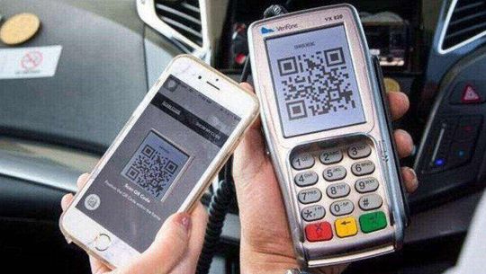 Mobile phone, QR code payments soar in popularity