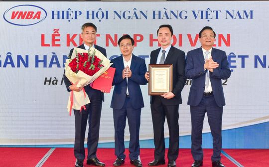 Hiệp hội Ngân hàng Việt Nam kết nạp hội viên Co-opBank