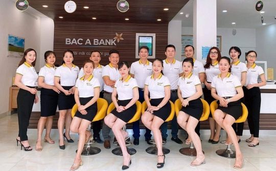 Bac A Bank recruits positions for new graduates