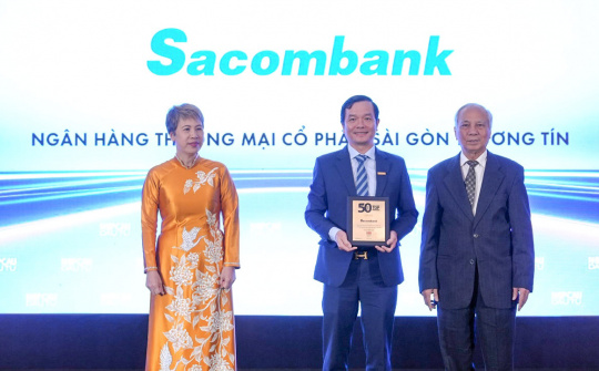 Sacombank tiếp tục vào Top 50 doanh nghiệp kinh doanh hiệu quả nhất 2025