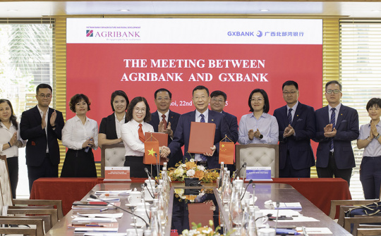 Agribank tăng cường quan hệ kinh doanh với Ngân hàng Vịnh Bắc Bộ Quảng Tây