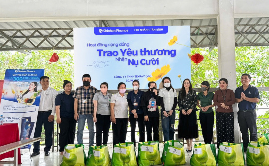 Shinhan Finance lan tỏa yêu thương đến người lao động tại Công ty Texray Việt Nam (Tây Ninh)