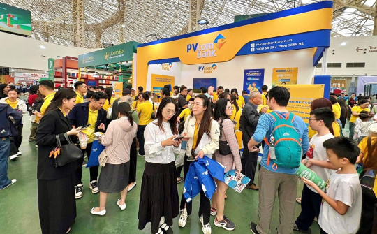 PVcomBank khẳng định dấu ấn thương hiệu tại Hội chợ Mùa Thu 2025