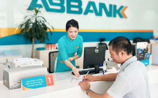 ABBank giảm lãi suất đến 2,8%/năm, tiếp sức khách hàng phục hồi sau bão