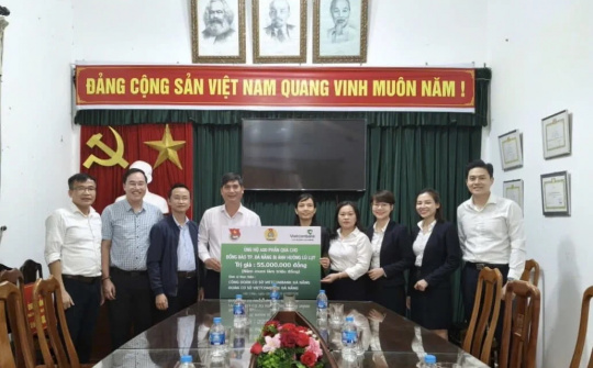 Vietcombank Đà Nẵng lan tỏa giá trị nhân văn, hướng về vùng biên