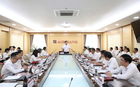 Agribank tăng tốc chặng cuối 2025, kiến tạo xung lực phát triển cho năm 2026