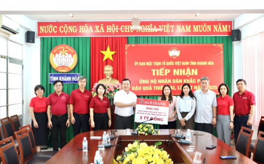 Ngay trong tâm lũ, Agribank hỗ trợ khẩn cấp 11 tỷ đồng các tỉnh Nam Trung Bộ và Tây Nguyên