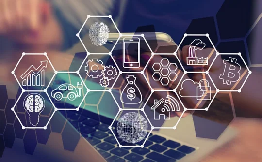 Roundtable Discussion on “Accelerating the Development of the Digital Banking Ecosystem”