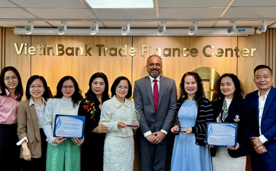 VietinBank xuất sắc nhận 2 giải thưởng do JPMorgan trao tặng