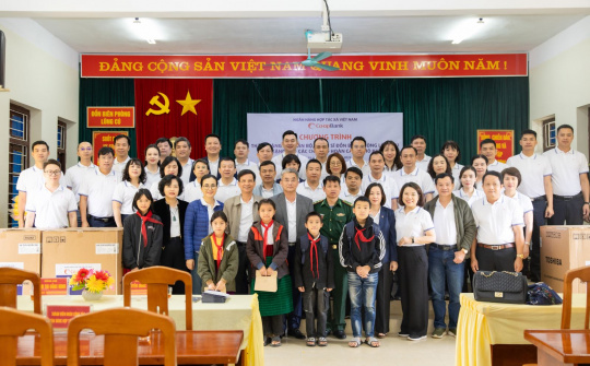 Ấm tình Biên cương từ Co-opBank