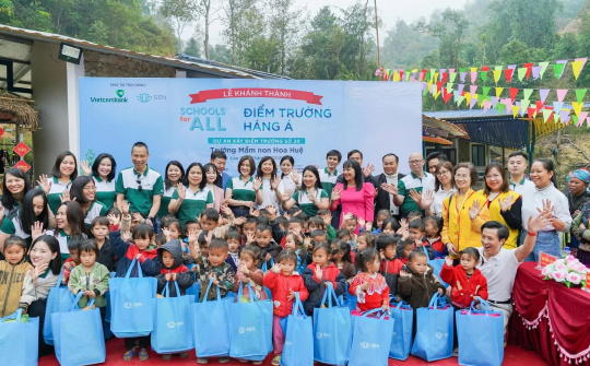 Vietcombank và hành trình gieo mầm xanh tại điểm trường Háng Á