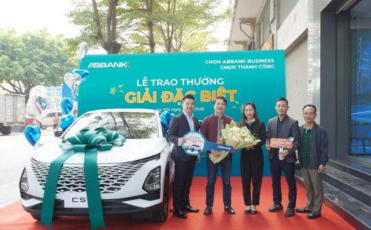 ABBANK trao giải thưởng lớn dành cho doanh nghiệp đồng hành cùng ABBANK Business