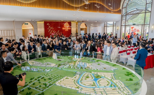 Ngân hàng Standard Chartered ‘tiếp vốn’ cho khách mua dự án Hồng Hạc City