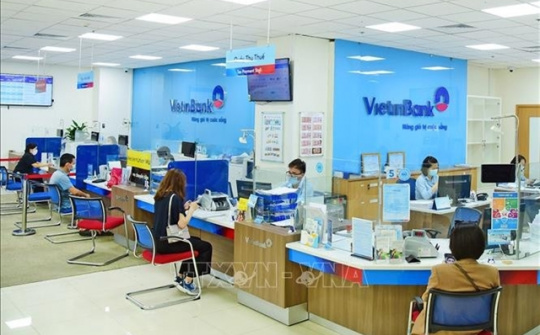 Banks are accelerating capital increase at year end