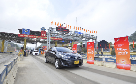 Khách hàng doanh nghiệp của Vietcombank đã có thể liên kết tài khoản ngân hàng với tài khoản giao thông ePass, đáp ứng thời hạn chuyển đổi 31/12/2025