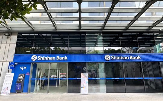 Ngân hàng Shinhan Việt Nam chính thức khai trương phòng giao dịch Calmette