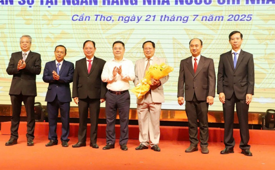 Công bố Quyết định về tổ chức và nhân sự Ngân hàng Nhà nước Khu vực 14