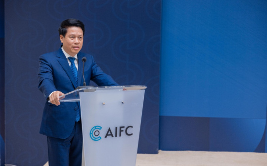 Đoàn công tác của Ngân hàng Nhà nước Việt Nam khảo sát các mô hình Trung tâm tài chính quốc tế