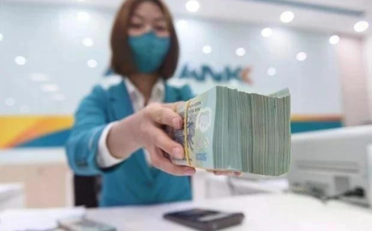 Banks accelerate lending as real estate, stock markets attract capital