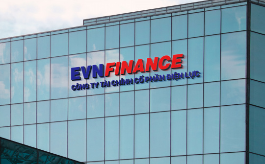 EVNFinance đạt lợi nhuận tăng vọt và quản trị rủi ro vượt trội nửa đầu 2025
