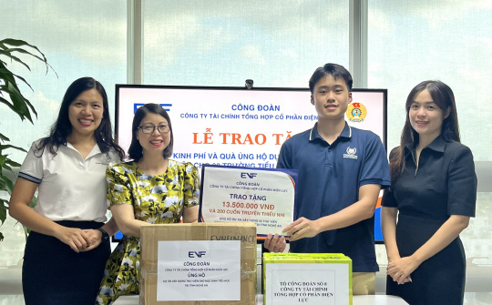 Công đoàn EVF tặng thư viện cho học sinh xã Môn Sơn, tỉnh Nghệ An