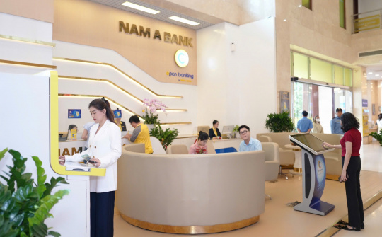 FiinRatings lần đầu xếp hạng tín nhiệm dài hạn Nam A Bank ở mức “A-” với Triển vọng “Ổn định”