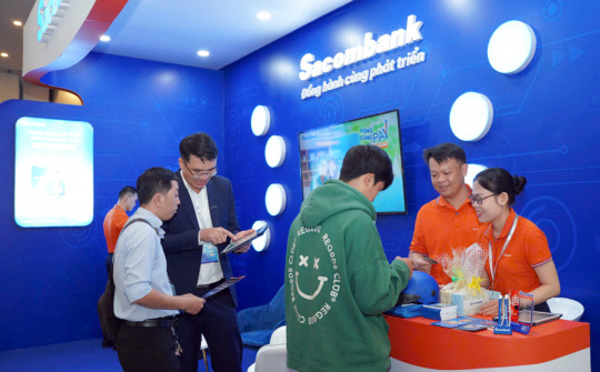 Sacombank mang loạt giải pháp quản lý tài chính đến Tech4Life 2025