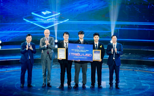 Techcombank trao học bổng A.I trị giá tới 1 triệu USD