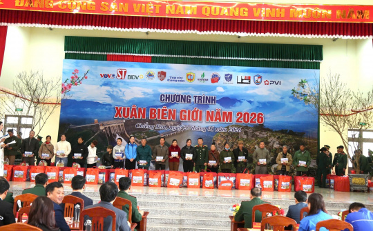 BIDV lan tỏa nghĩa tình đến đồng bào và chiến sĩ vùng biên