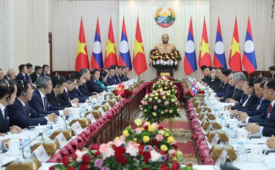 Thống đốc Phạm Đức Ấn tháp tùng Thủ tướng Chính phủ Lê Minh Hưng thăm chính thức Lào và Campuchia