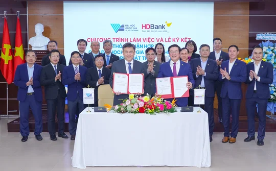 HDBank hợp tác ĐHQG TP.HCM, tăng cường kết nối giáo dục và công nghệ