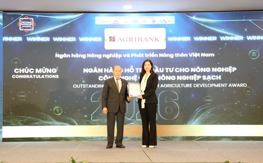 Agribank nhận 3 giải thưởng tại Giải thưởng Ngân hàng Việt Nam tiêu biểu 2026