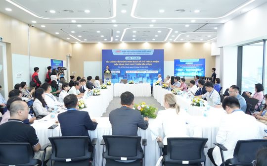 Tài chính tiêu dùng: Cần chuyển từ "mở rộng tiếp cận" sang "mở rộng tiếp cận có trách nhiệm"