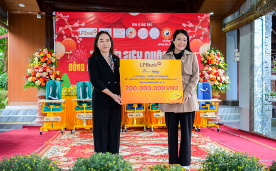 LPBank lan tỏa Tết ấm, hỗ trợ trẻ bại não tại Ninh Bình