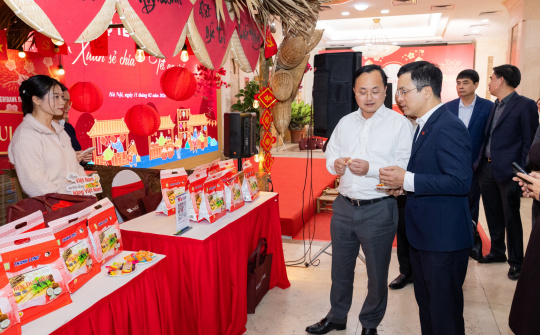 Công đoàn Trụ sở chính Agribank tổ chức Phiên chợ Tết Bính Ngọ 2026 - “Xuân sẻ chia, Tết an vui”, lan tỏa giá trị nông sản Việt