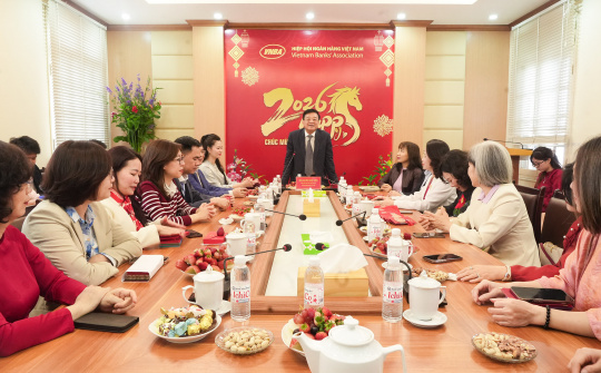 Phó Chủ tịch kiêm Tổng Thư ký Nguyễn Quốc Hùng gặp mặt, chúc Tết cán bộ, nhân viên dịp đầu Xuân Bính Ngọ 2026