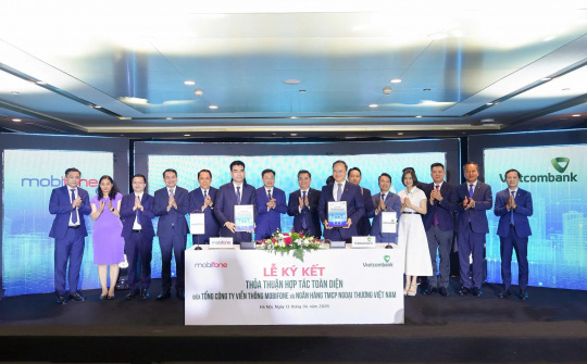Vietcombank hợp tác toàn diện với MobiFone, thúc đẩy hệ sinh thái số