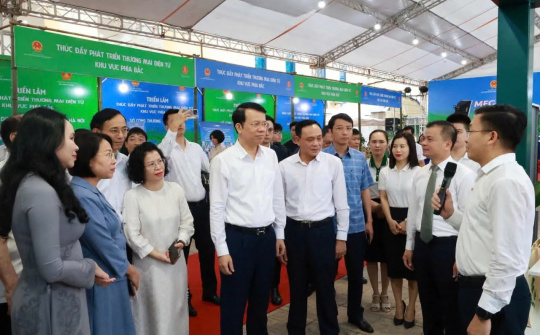 Vietcombank đồng hành cùng chương trình “Thúc đẩy thương mại điện tử khu vực phía Bắc”, lan tỏa giải pháp số tới tiểu thương