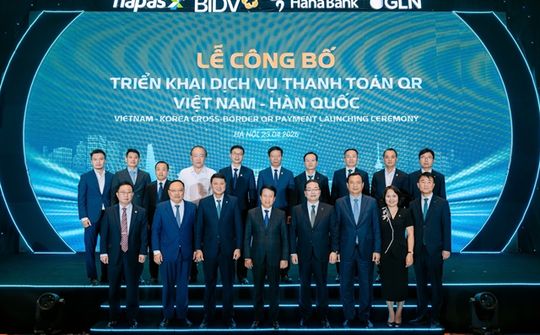 Việt Nam, South Korea launch cross-border QR payment service