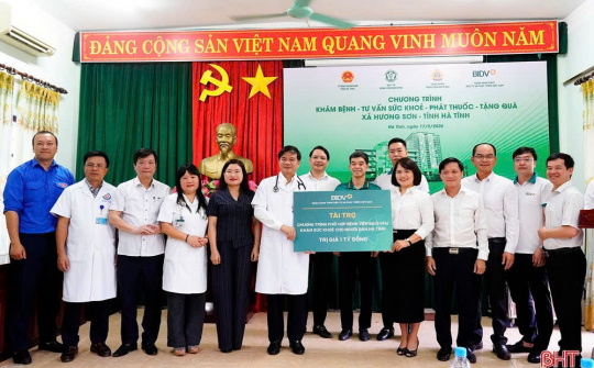 BIDV cùng Bệnh viện Bạch Mai khám sức khỏe cho 1.500 người dân Hà Tĩnh