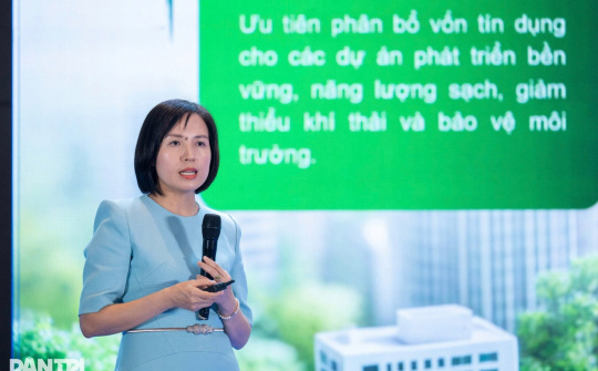 Vietcombank ưu tiên vốn cho năng lượng tái tạo, đẩy mạnh tín dụng xanh