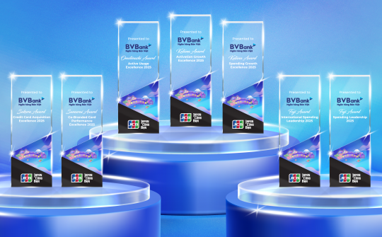 Dẫn đầu phát hành & chi tiêu thẻ JCB - BVBank ghi dấu ấn hoạt động thẻ 2025 với 7 giải thưởng quan trọng